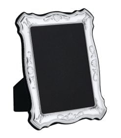 Sterling Silver Traditional 6 x 4 British Antique Photograph Frame by Carrs Silver