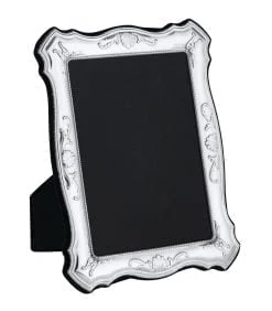 Sterling Silver Traditional 6 x 4 British Antique Photograph Frame by Carrs Silver