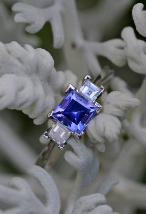 Tanzanite Diamond Three Stone Ring - Image 7