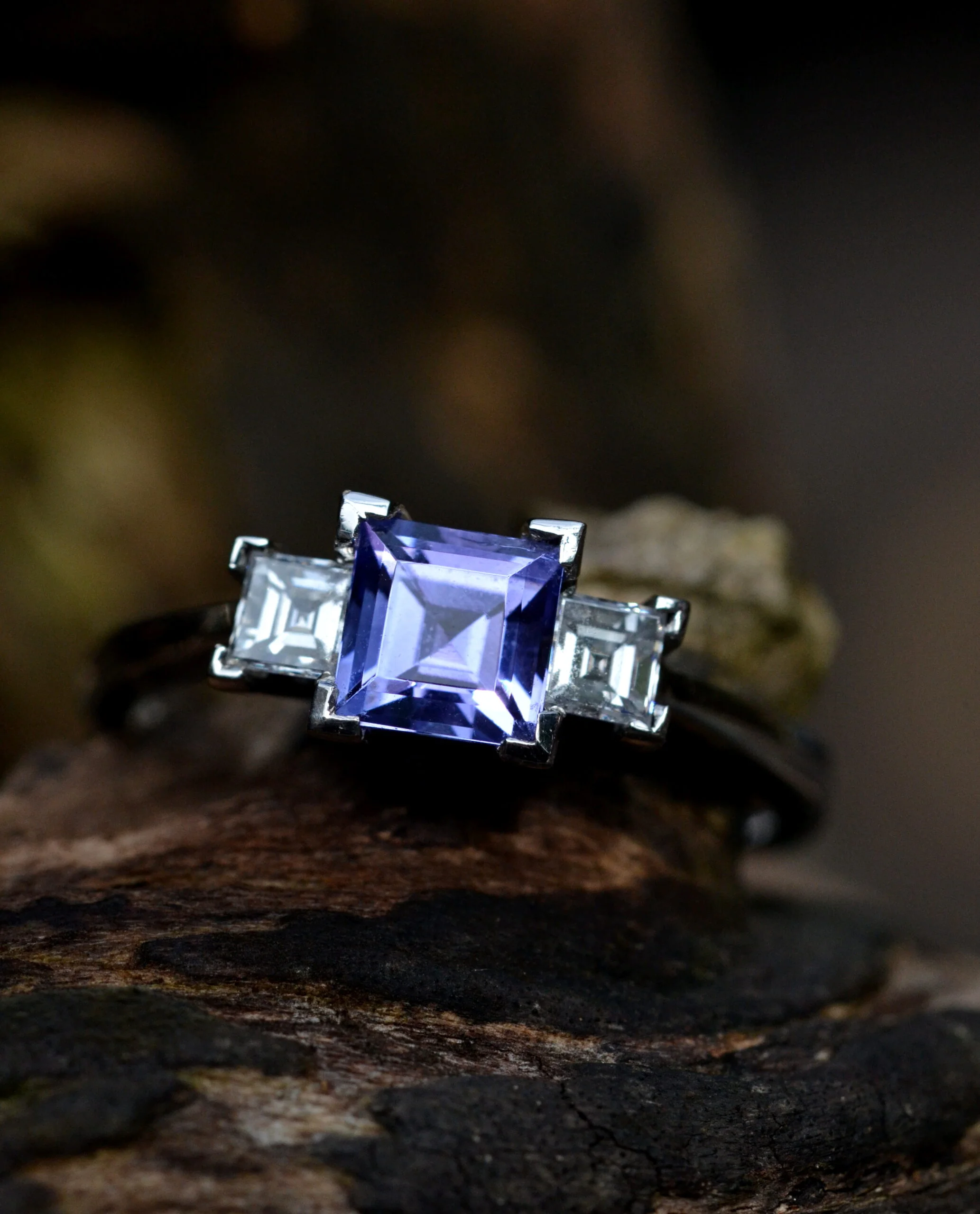 Tanzanite Diamond Three Stone Ring - Image 4