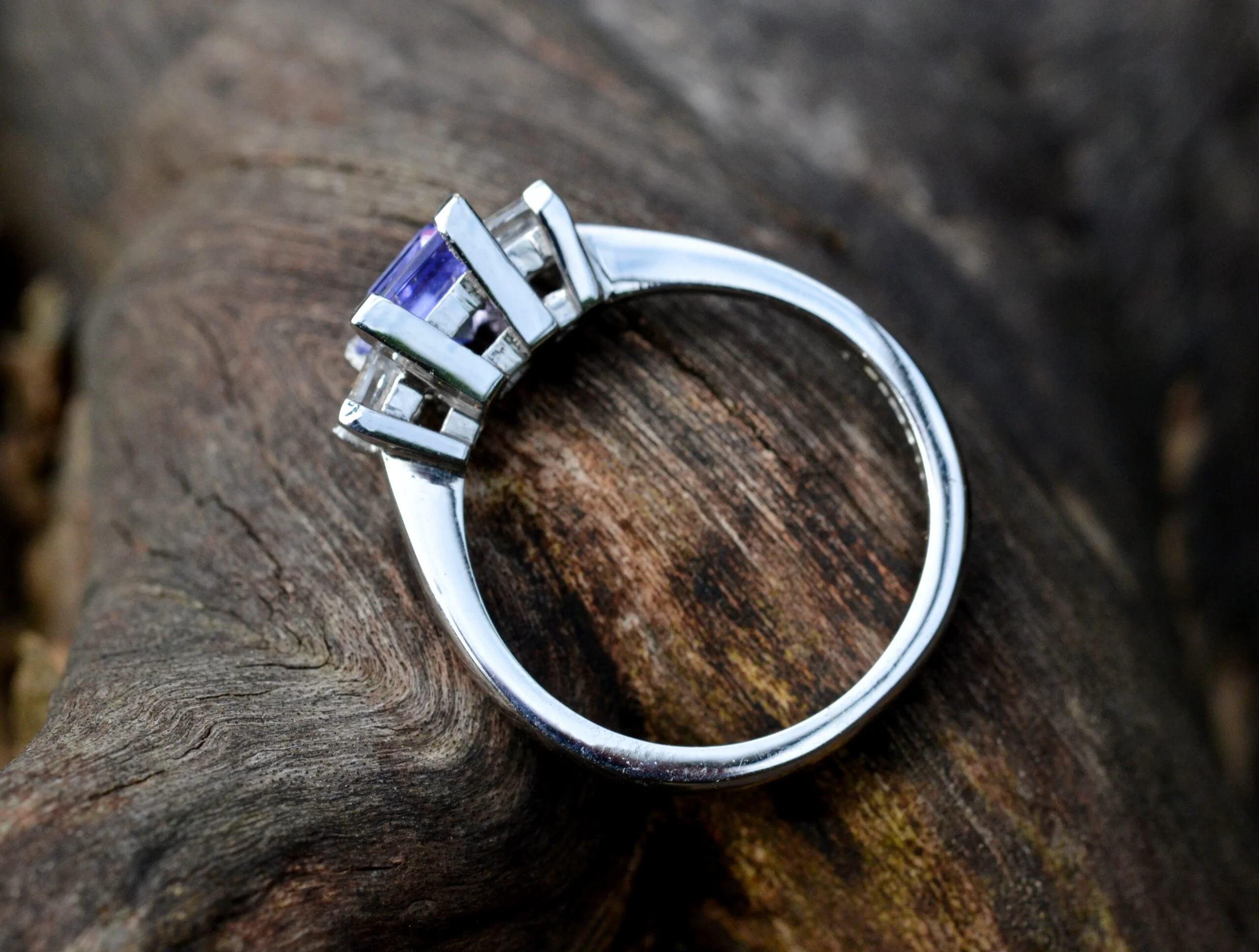 Tanzanite Diamond Three Stone Ring - Image 3