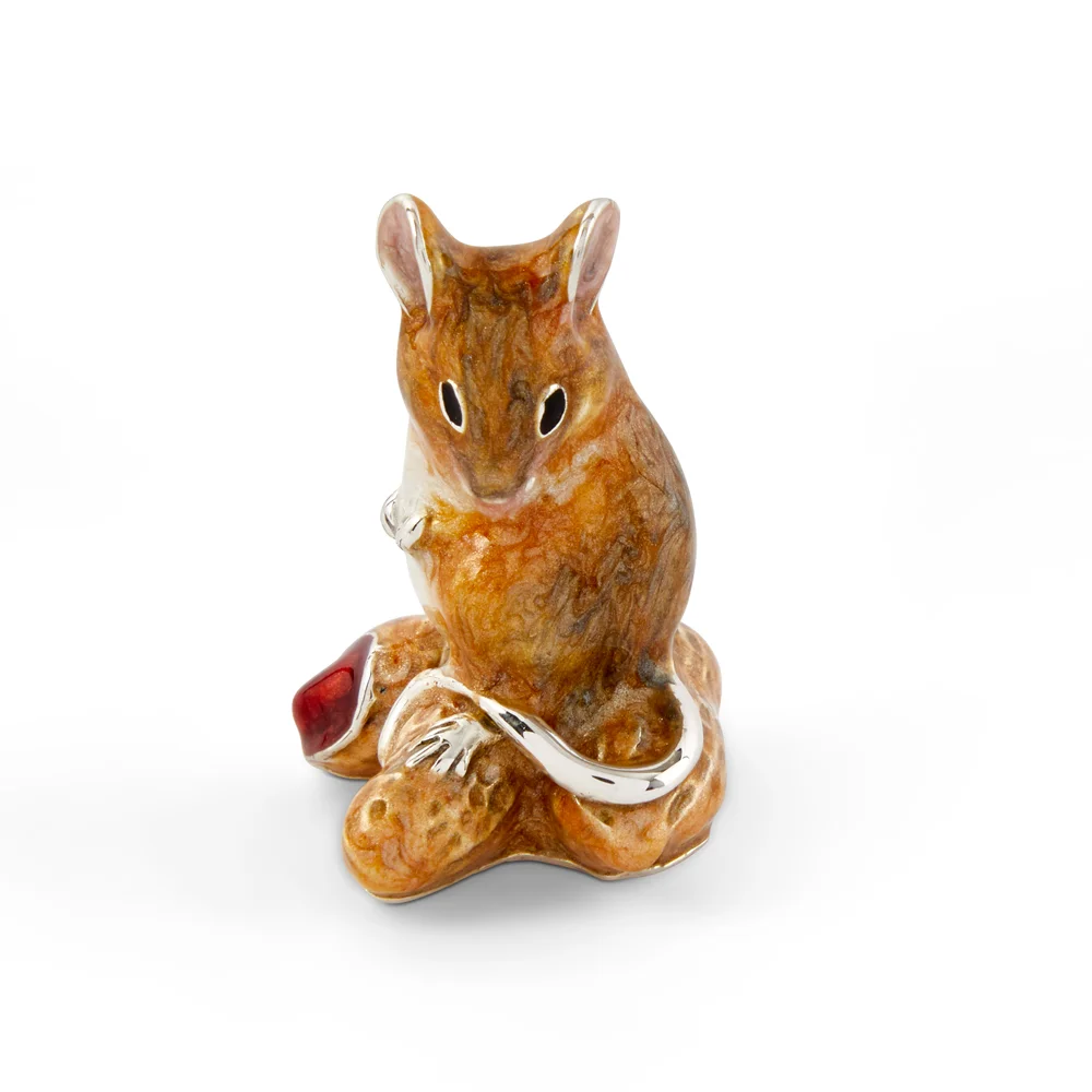 saturno silver mouse with peanut