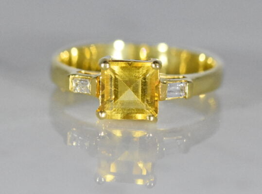 citrine and diamond yellow gold ring