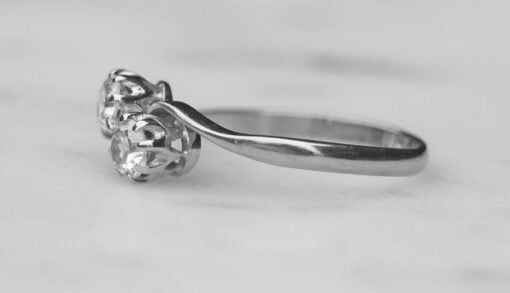 18 Carat White Gold Diamond Crossover Two Stone Ring - Image 4