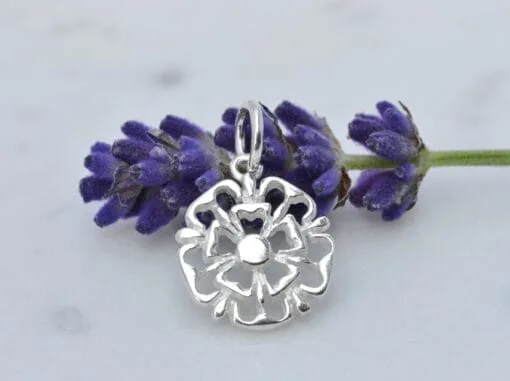 Sterling Silver Filigree Tudor Rose Pendant - Image 2