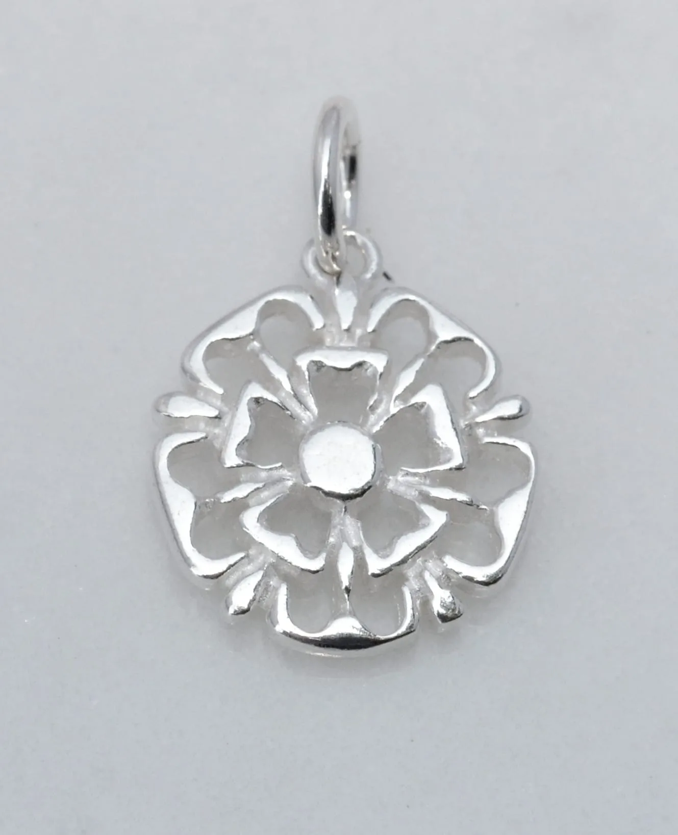 sterling silver tudor rose pendant