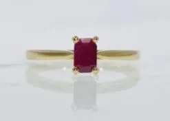 yellow gold ruby ring