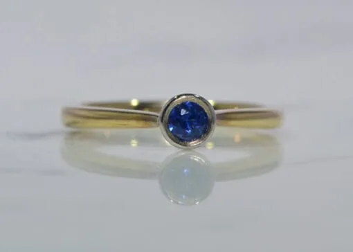 yellow gold sapphire ring