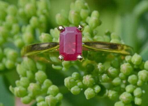 Emerald Cut Ruby Single Stone Yellow Gold Ring - Image 3