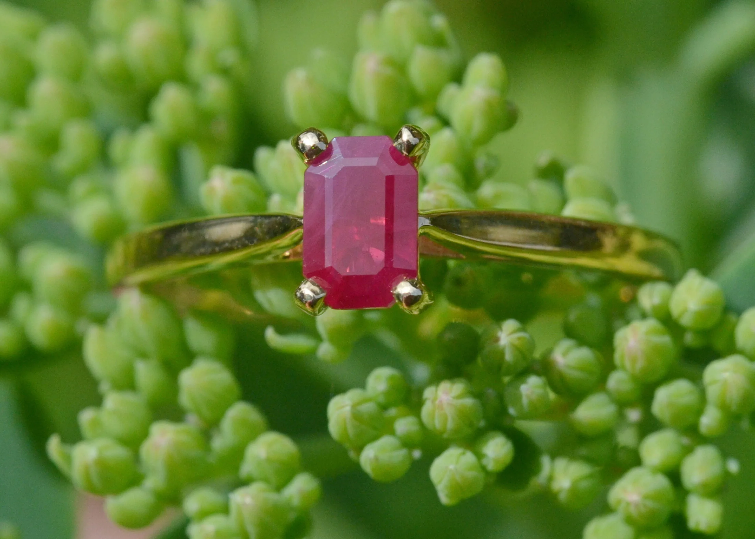 Emerald Cut Ruby Single Stone Yellow Gold Ring - Image 3
