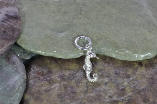 Sterling Silver Small Seahorse Pendant - Image 2
