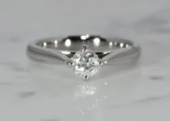 platinum single stone diamond ring