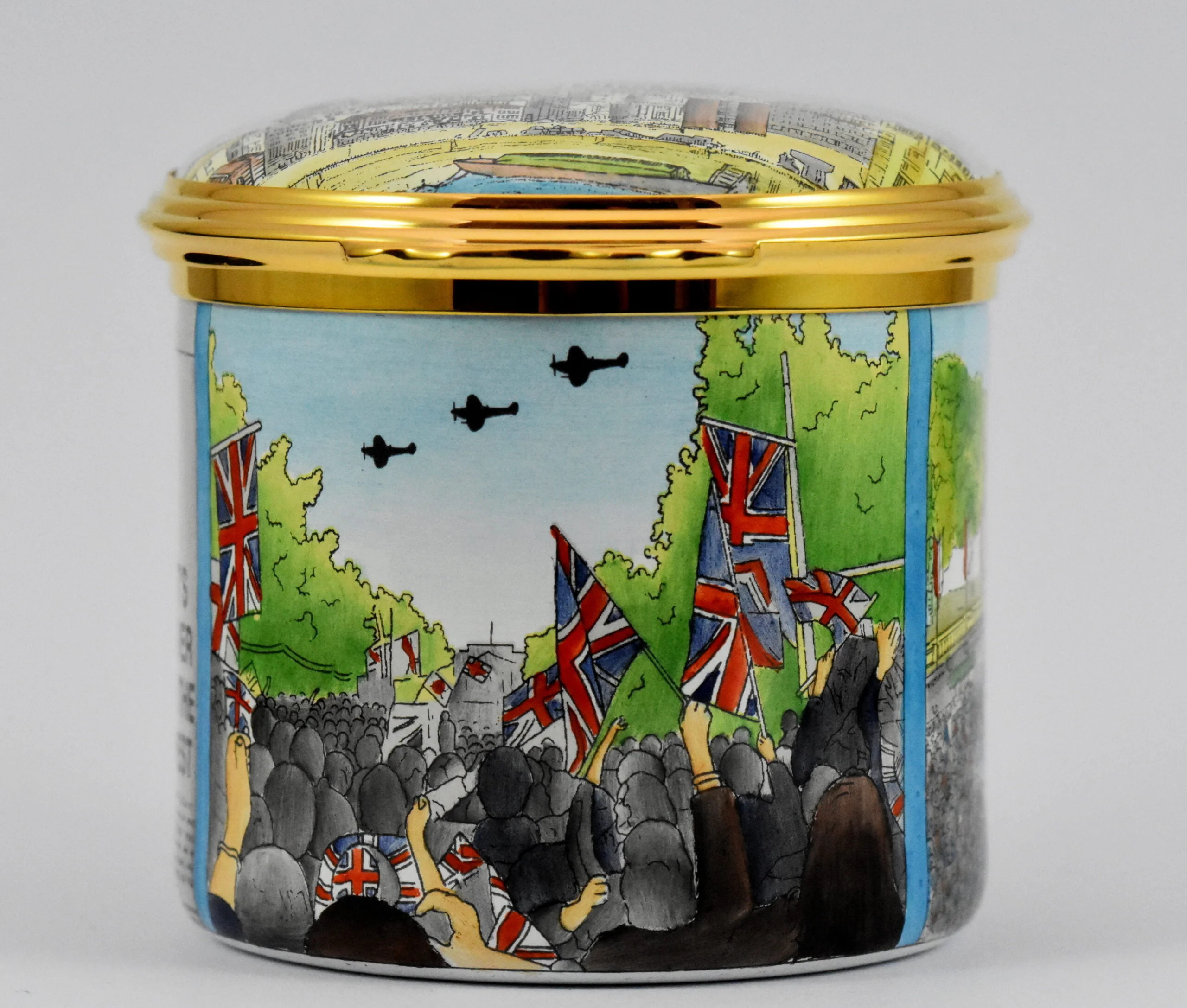 Halcyon Days Limited Edition VE Day Enamel Box - Image 5