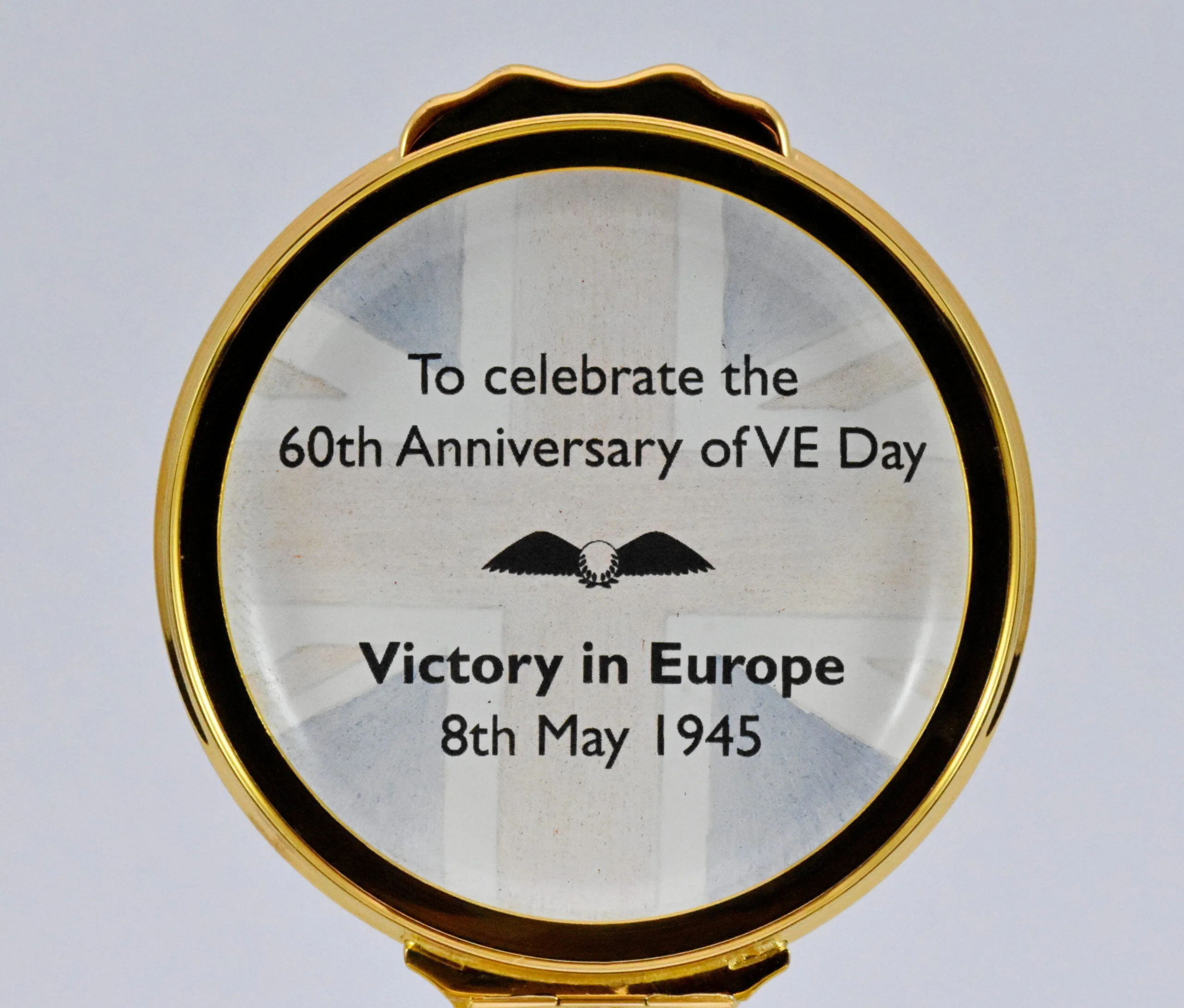 Halcyon Days Limited Edition VE Day Enamel Box - Image 6