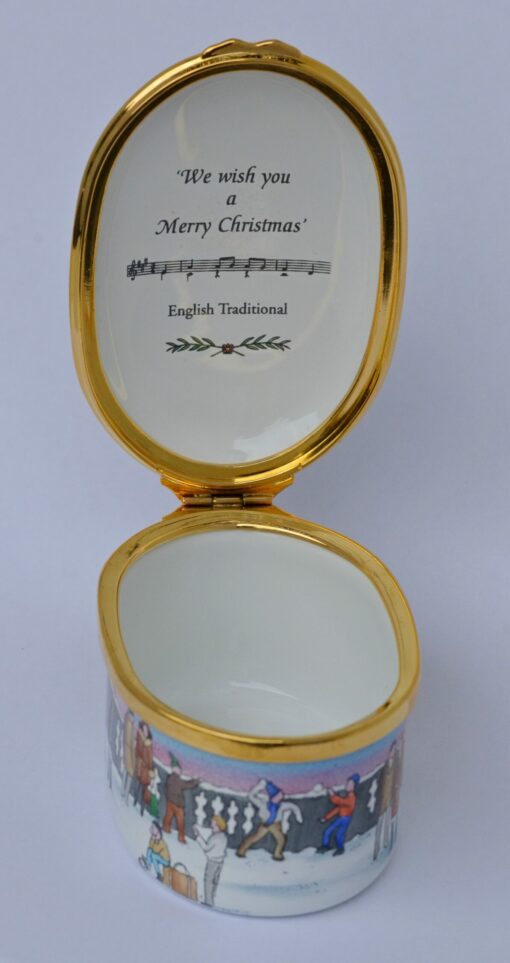 Halcyon Days Christmas in Trafalgar Square Enamel Box - Image 2
