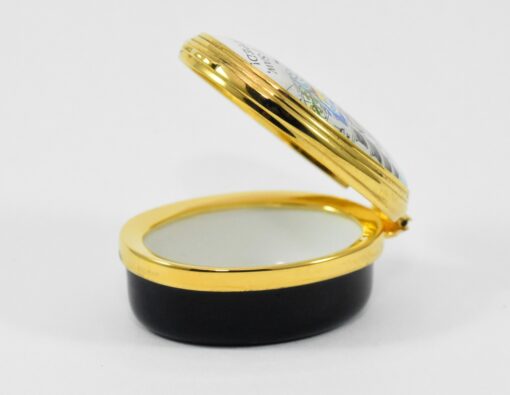 Halcyon Days Vendi Vidi Visa Oval Enamel Box - Image 2